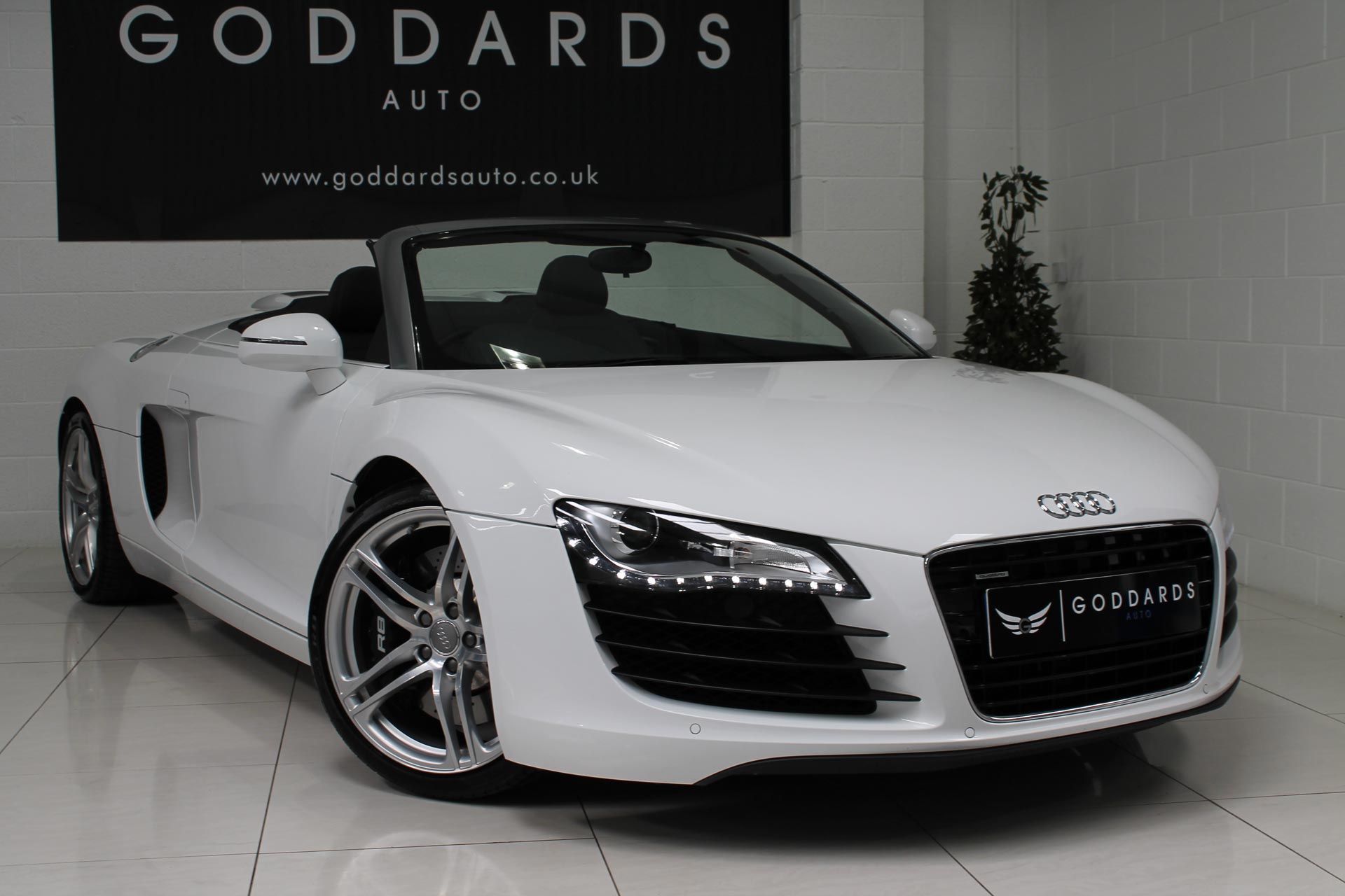 Audi R8